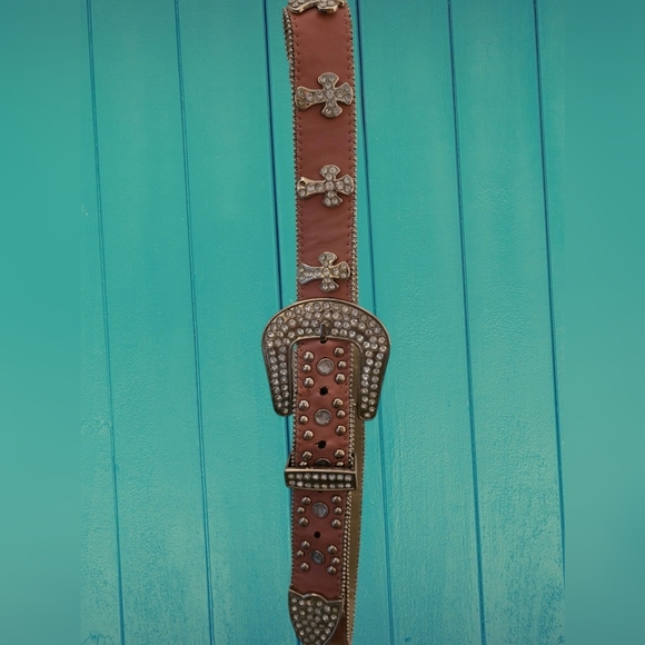 Vintage Leather Pink Rhinestone & Cross Western Belt Size XL - Picture 3 of 4